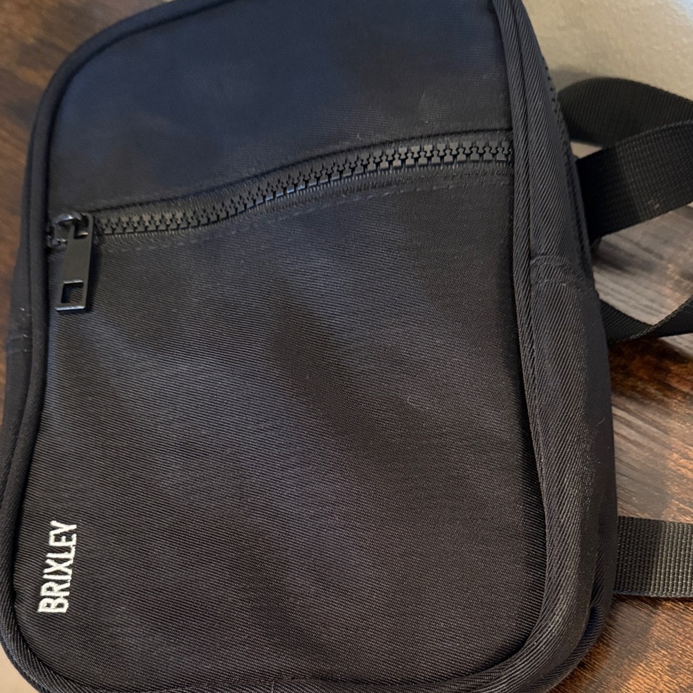 BRIXLEY Black Crossbody Bag for Women - Picture 2 of 2